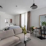Limehome Friedrichstrasse 아파트호텔 3*