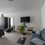 Aparthotel Limehome Friedrichstrasse 3*